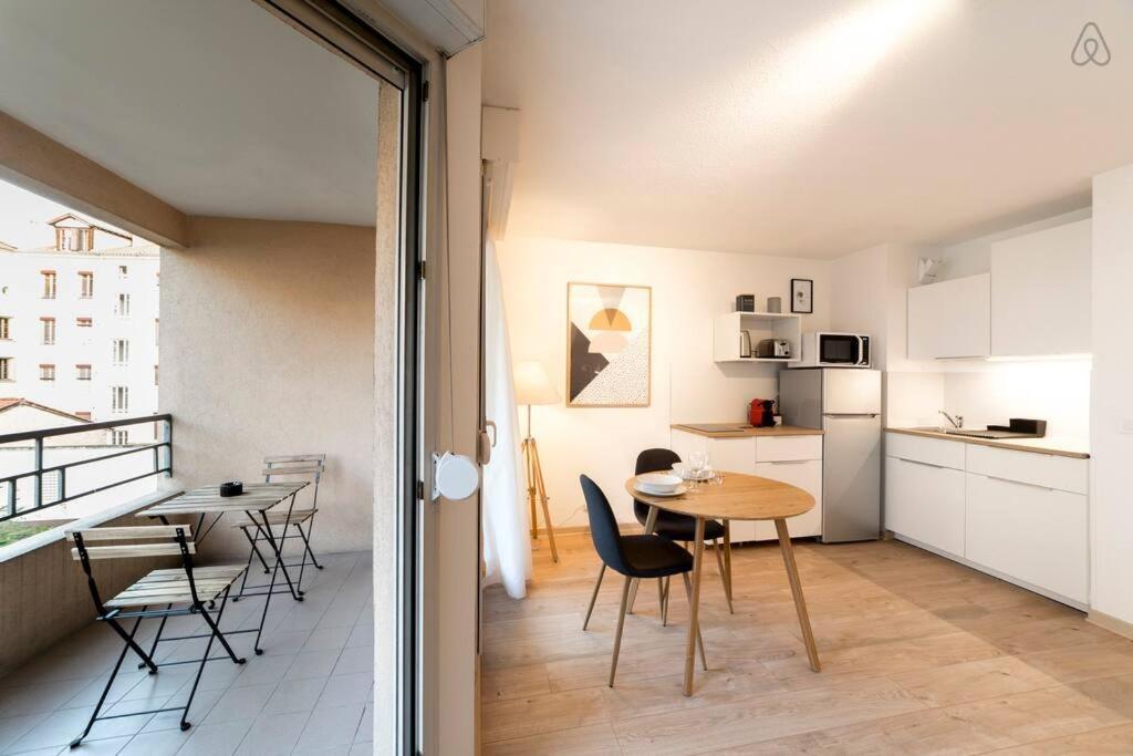 Part-Dieu Cocoon - Quiet - Balcony Ail Lyon Ngoại thất bức ảnh